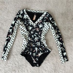 Seea One Piece, Like New